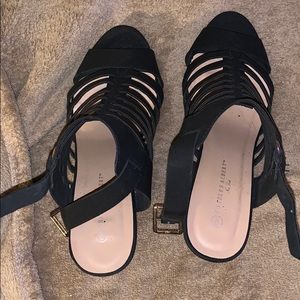 Charles Albert heels